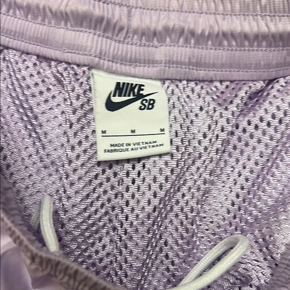 Nike SB Lavender Nylon short Size M (men’s) - Picture 2 of 5
